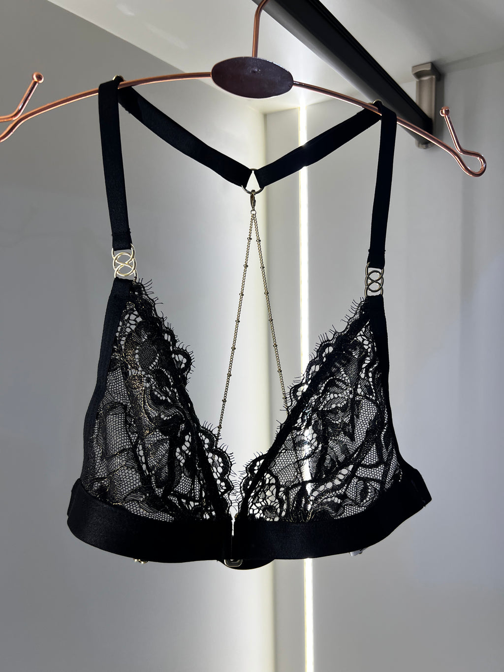 Shadow Kiss Bra